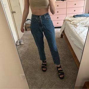 Everlane The Curvy 90's Cheeky Straight Jean